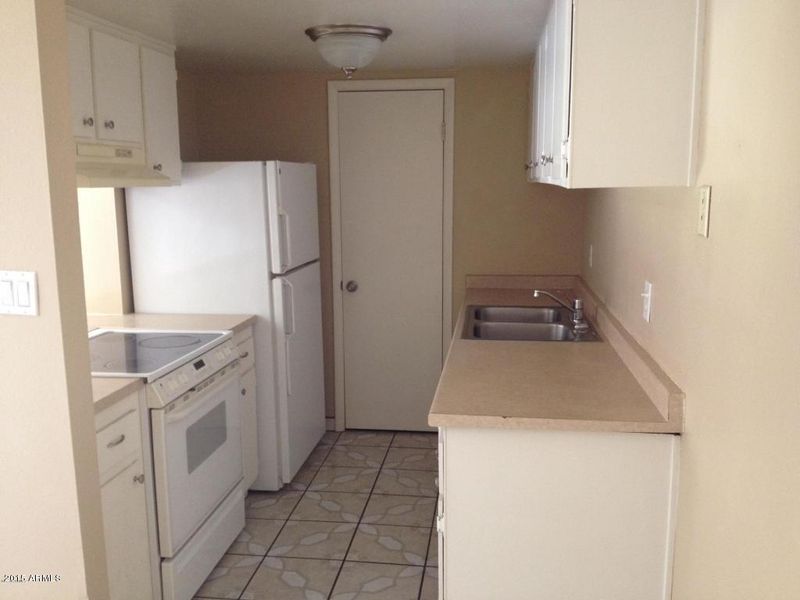 6852 W Devonshire Ave, Phoenix, AZ 85033