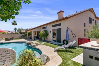 6852 Ivanhoe St, Chandler, AZ 85226