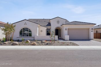 6853 190th Dr, Waddell, AZ 85355