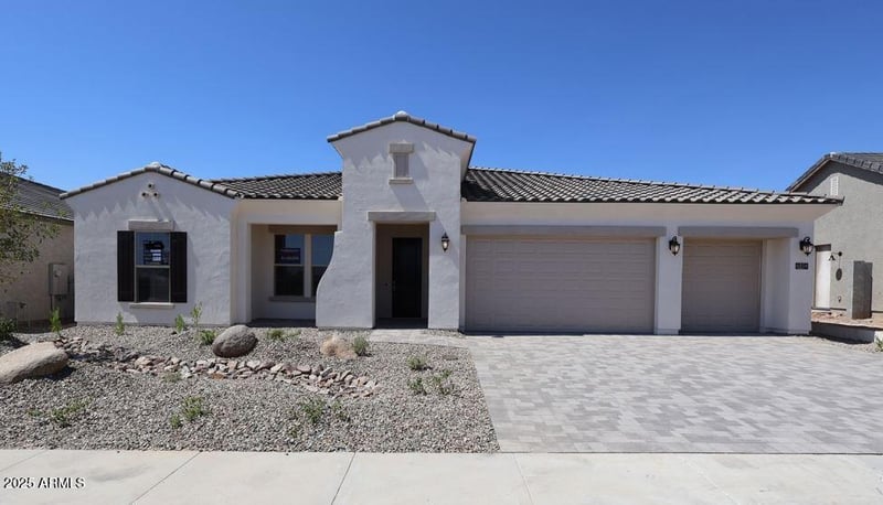 6854 190th Ave, Waddell, AZ 85355