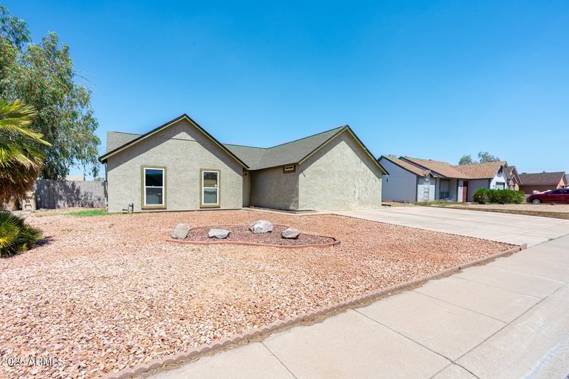 6854 Ironwood Dr, Peoria, AZ 85345