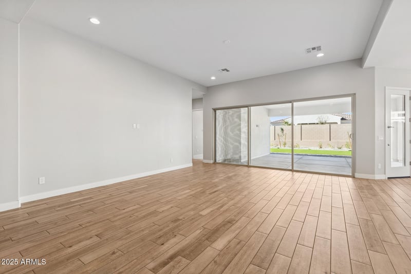 6854 N 190th Ave, Waddell, AZ 85355