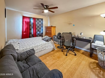 6855 Devonshire Ave, Phoenix, AZ 85033