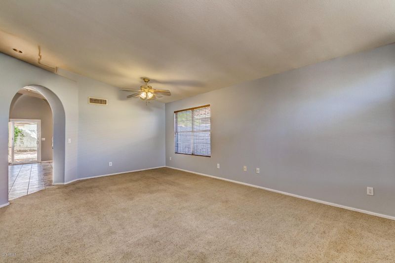 6856 E Lomita Ave, Mesa, AZ 85209