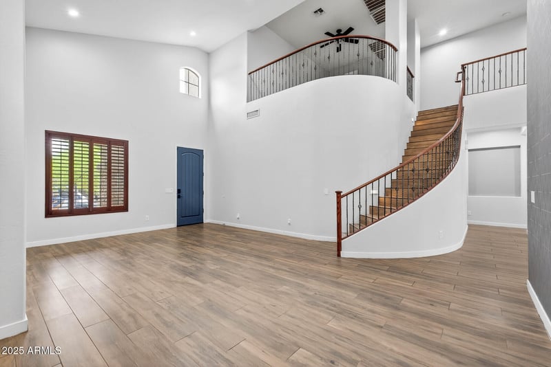 6858 Peak View Rd, Peoria, AZ 85383
