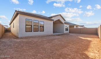 686 Greenback Dr, San Tan Valley, AZ 85140