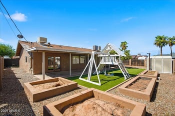 686 W 22nd Ave, Apache Junction, AZ 85120