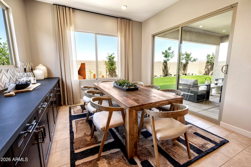 686 Treasure Trl, Apache Junction, AZ 85120