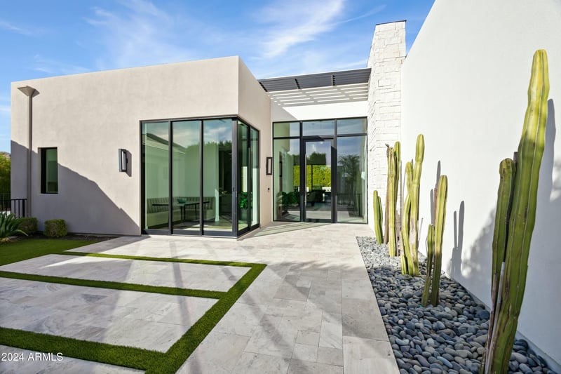 6862 Joshua Tree Ln, Paradise Valley, AZ 85253