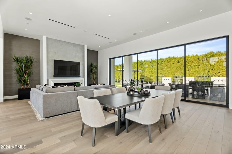 6862 Joshua Tree Ln, Paradise Valley, AZ 85253