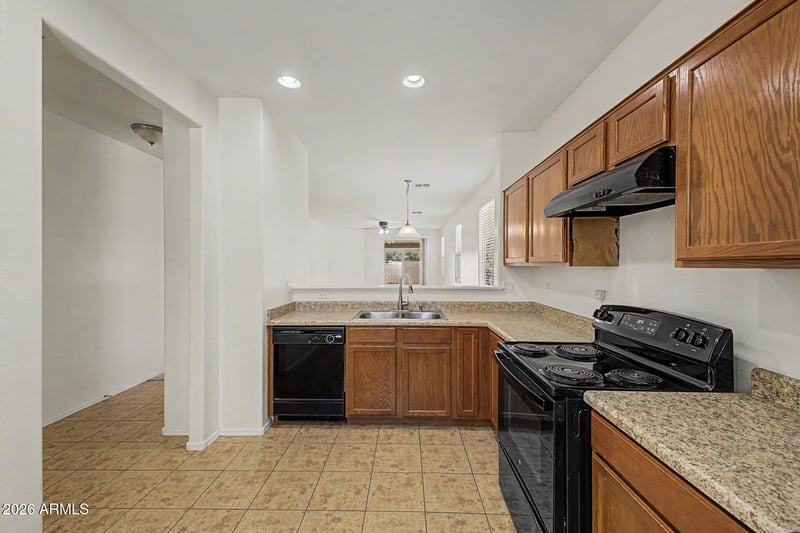 6862 W Darrel Rd, Laveen, AZ 85339