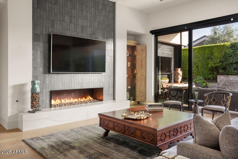 6863 Joshua Tree Ln, Paradise Valley, AZ 85253
