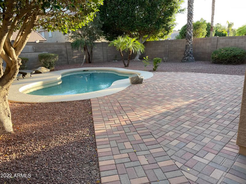 6865 W Irma Ln, Glendale, AZ 85308