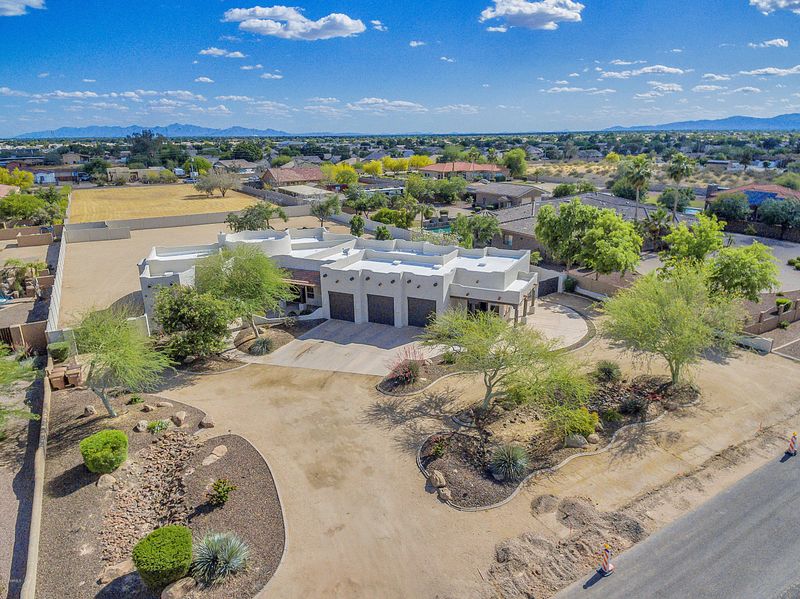 6867 W Camino De Oro Rd, Peoria, AZ 85383