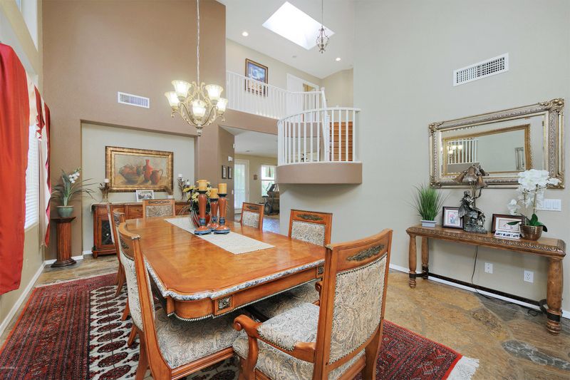 6868 W Irma Ln, Glendale, AZ 85308