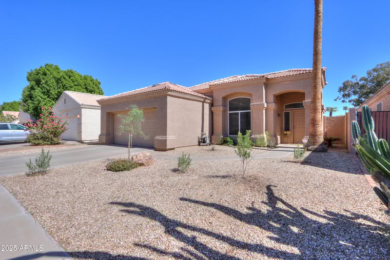 687 Gregory Pl, Chandler, AZ 85226
