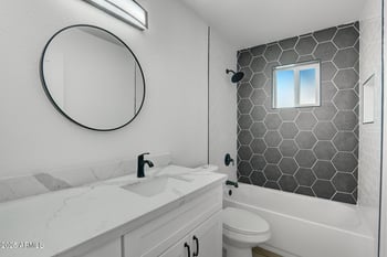 687 Jackson St, Chandler, AZ 85225