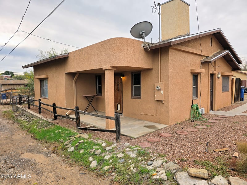 687 Navajo St, Wickenburg, AZ 85390