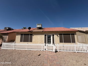 6877 S Oakmont Dr, Chandler, AZ 85249