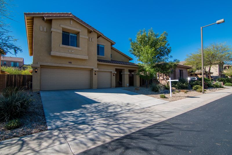 6877 W Peak View Rd, Peoria, AZ 85383
