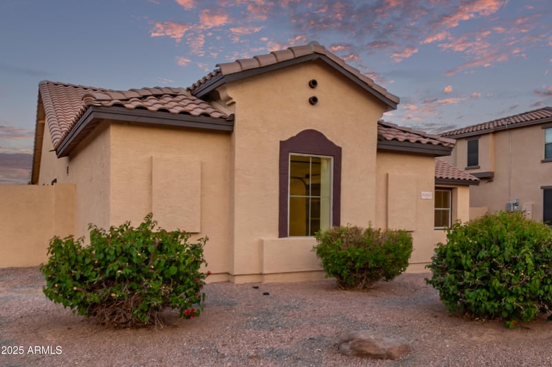 6883 Gemstone Pl, Chandler, AZ 85249