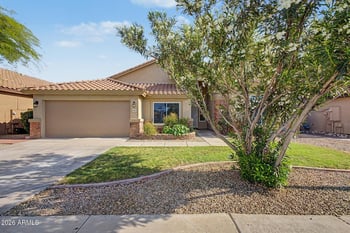 6883 Laredo St, Chandler, AZ 85226