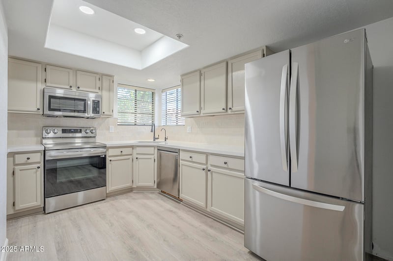 6885 Cochise Rd #219, Paradise Valley, AZ 85253