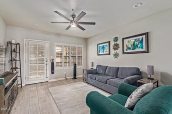 6885 E Cochise Rd #127, Paradise Valley, AZ 85253