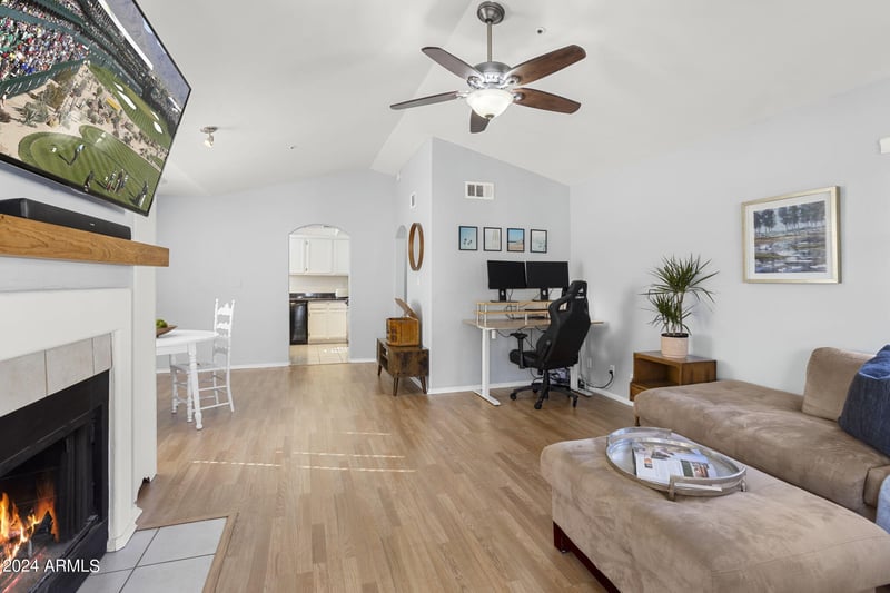 6885 E Cochise Rd #228, Paradise Valley, AZ 85253