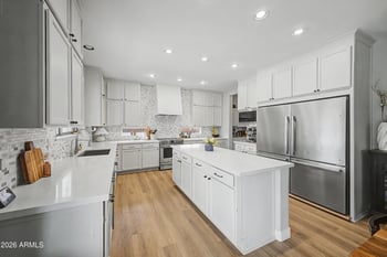 6886 Emerald Pl, Chandler, AZ 85249