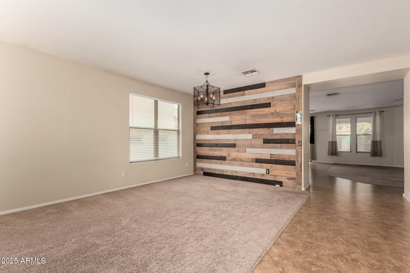 6888 Onyx Dr, Chandler, AZ 85249