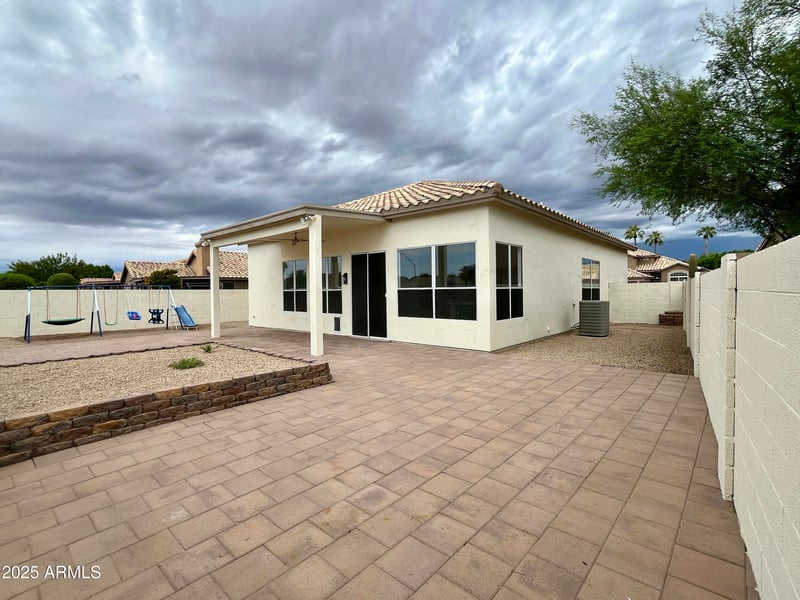 6891 Via Del Sol Dr, Glendale, AZ 85310