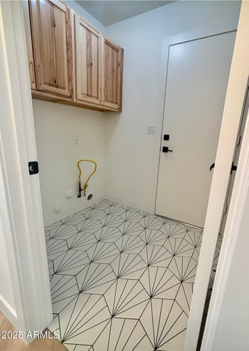 6891 Via Del Sol Dr, Glendale, AZ 85310