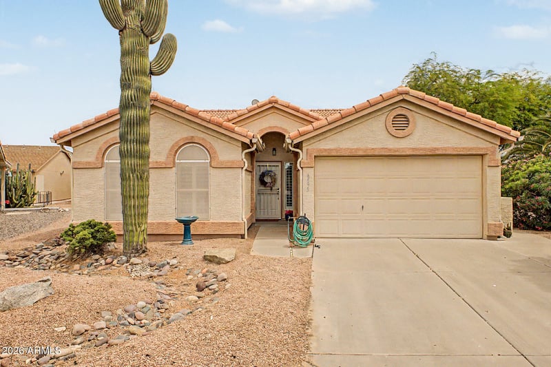 6893 Lake Forest Ct, Chandler, AZ 85249