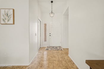 6893 Lake Forest Ct, Chandler, AZ 85249