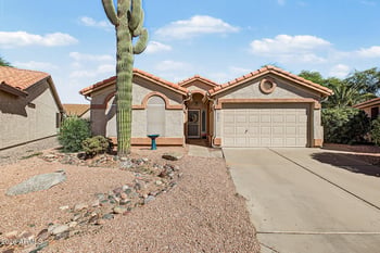 6893 S Lake Forest Ct, Chandler, AZ 85249