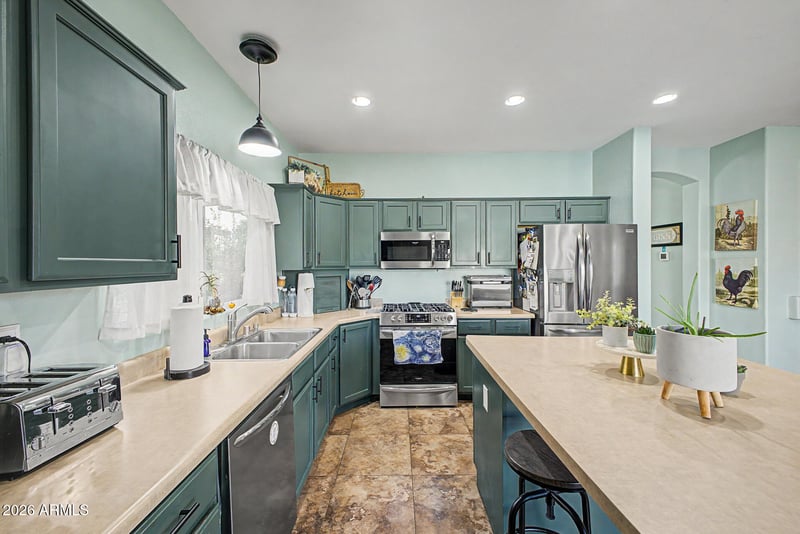 6893 Topaz Pl, Chandler, AZ 85249