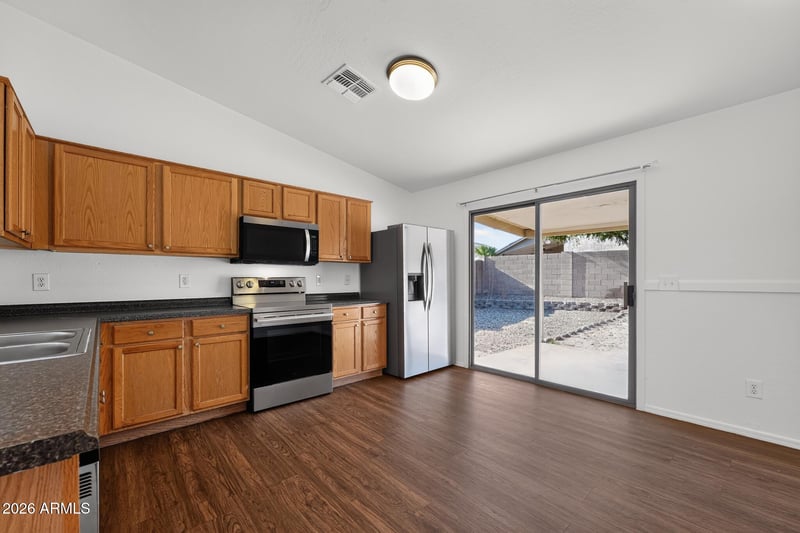 69 Coral Bean Dr, San Tan Valley, AZ 85143