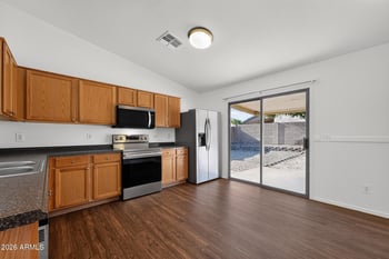 69 E Coral Bean Dr, San Tan Valley, AZ 85143