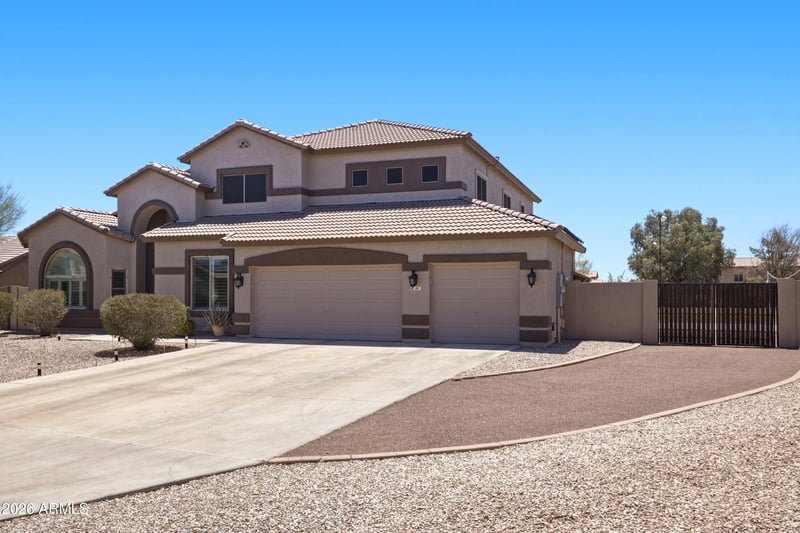 69 E Shire Ct, San Tan Valley, AZ 85143