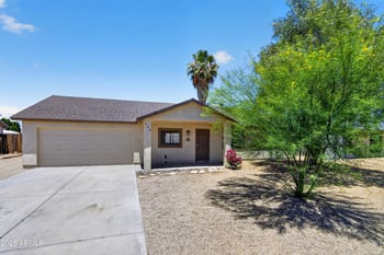 690 Osage Ave, Apache Junction, AZ 85119
