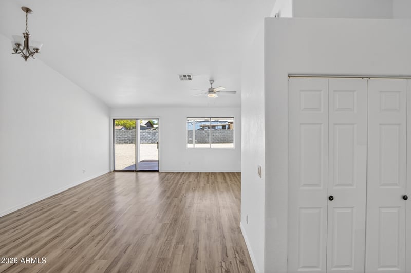 690 Osage Ave, Apache Junction, AZ 85119