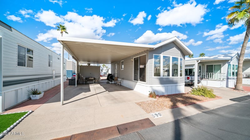 690 Felspar Dr, Apache Junction, AZ 85119