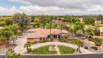 690 Seattle Slew Ln, Gilbert, AZ 85296