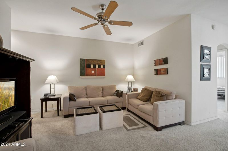 6900 E Princess Dr #2116, Phoenix, AZ 85054