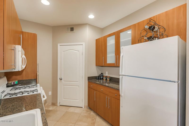 6900 E Princess Dr #2205, Phoenix, AZ 85054