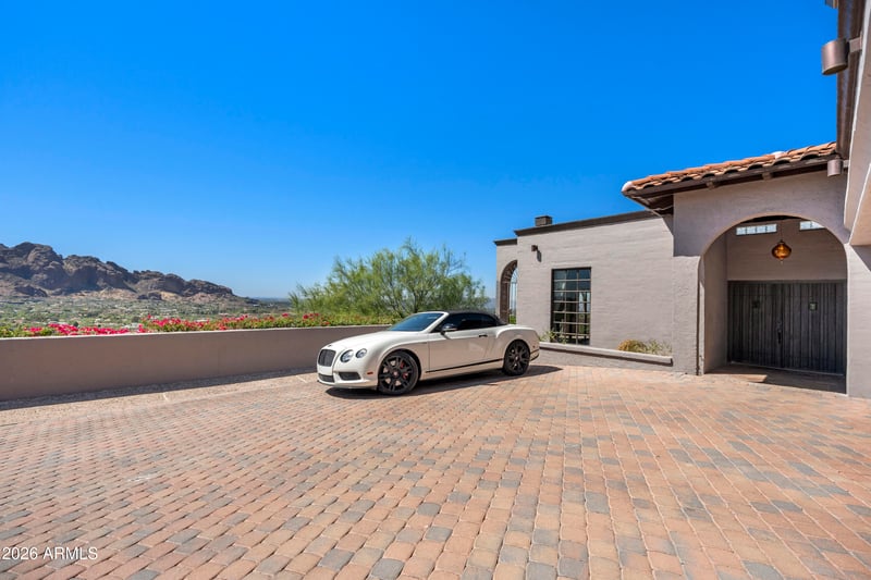 6900 N Highlands Dr, Paradise Valley, AZ 85253