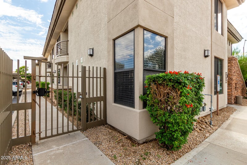 6900 Princess Dr #1101, Phoenix, AZ 85054