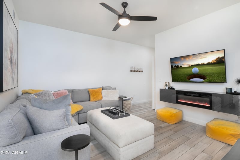 6900 Princess Dr #1108, Phoenix, AZ 85054