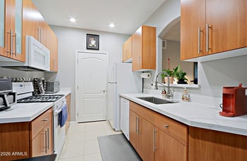 6900 Princess Dr #2215, Phoenix, AZ 85054